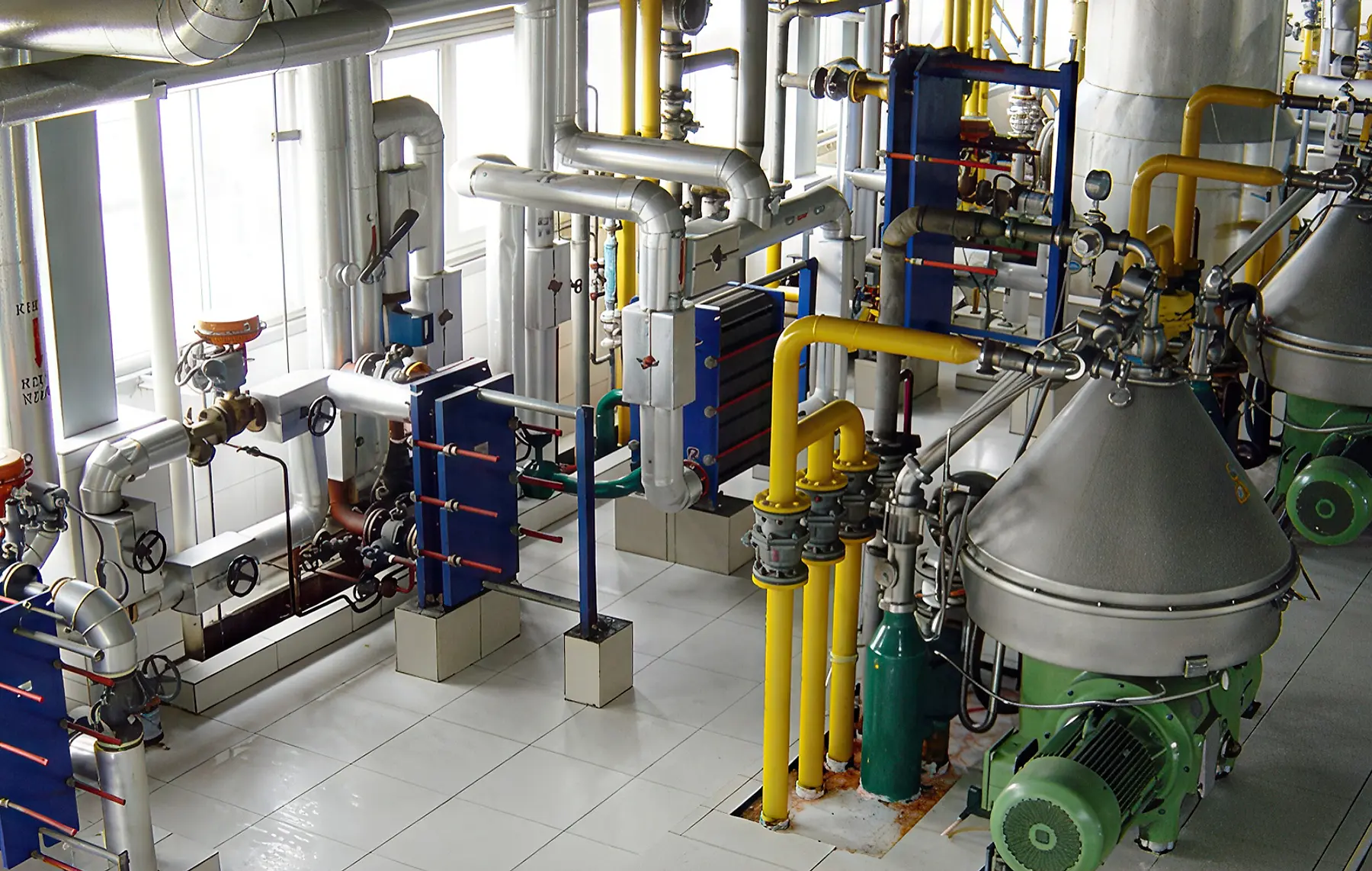 Continuous Degumming Section — Edible Oil Refinery